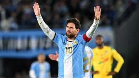 Argentina vs Benín en vivo: ¡Messi marca de penalti en su despedida!