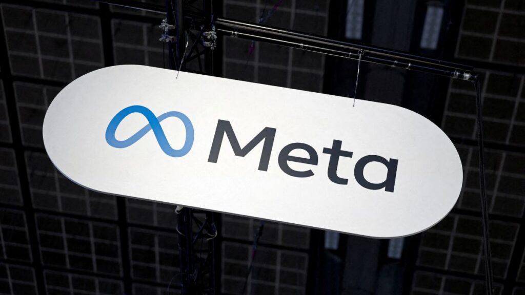 El logo de Meta durante un evento de 2025