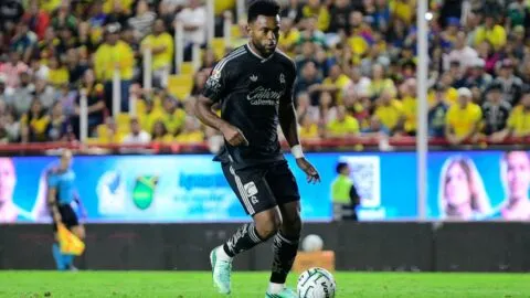 Miguel Borja elogia a Henry Martín y manda mensaje a Almeyda: "Nos vemos en el Azteca y a ver qué pasa"