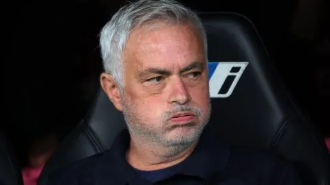 ¡Mourinho vuelve a la polémica! Se ausenta de la rueda de prensa tras la expulsión de Vinicius