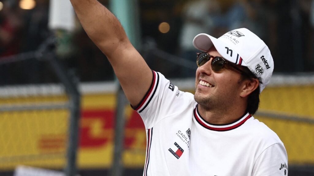 Checo correrá en el corazón del Paseo de la Reforma | REUTERS/Jakub Porzycki