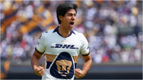 El entorno de JJ Macías señala una cláusula que frena su regreso con Pumas