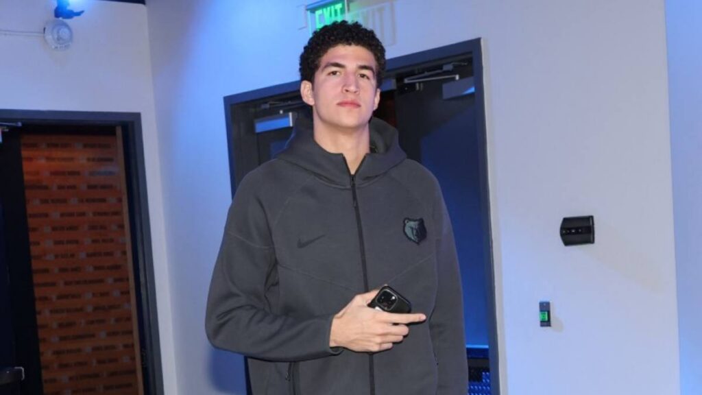 Karim López no ha sumado minutos en la temporada regular de la NBA