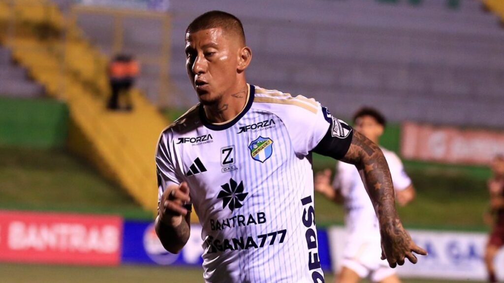 Robles expresó su motivación para el Comunicaciones vs Municipal | @CremasOficial