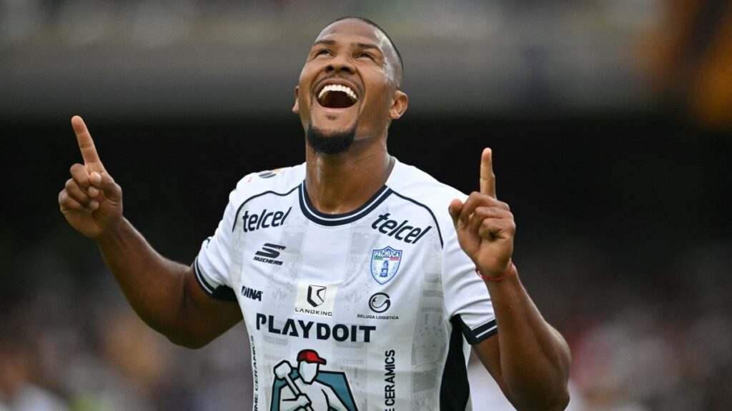 Salomón Rondón tomó un segundo aire en Pachuca