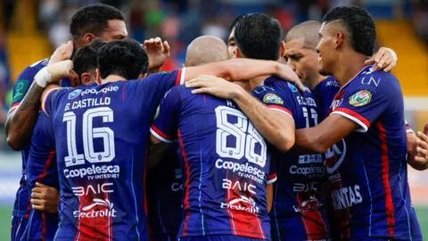 San Carlos da el golpe ante Saprissa y ajusta la lucha por el liderato