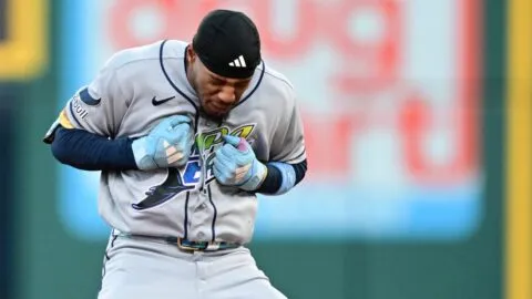 Tampa Bay Rays vence a Cleveland Guardians y está a un triunfo de regresar a una Serie Mundial tras seis años