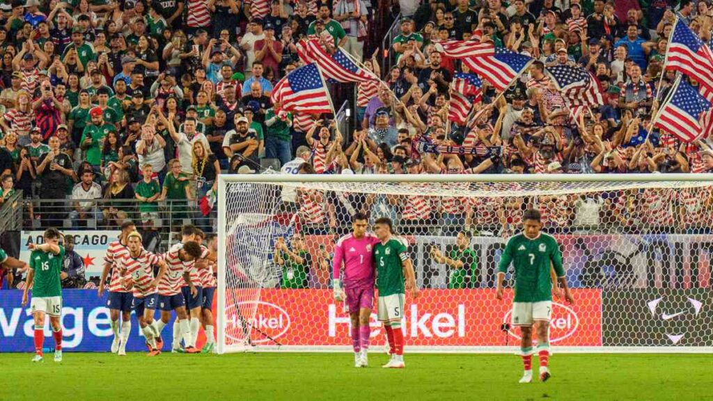 Tala Rangel reacciona tras un gol de Estados Unidos ante México