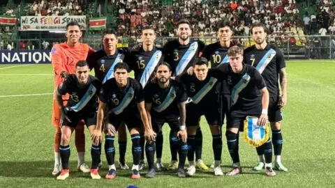 Guatemala se lleva un valioso punto de Surinam y se la juega en casa junto a su afición