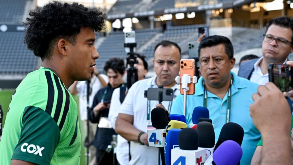 Isaías Violante con la Selección Mexicana