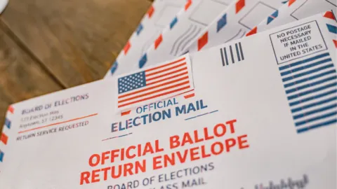 Cómo votar por correo en Florida en 2026: requisitos, fechas y entrega de la boleta