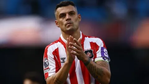 Granit Xhaka es sancionado por falsificar certificado de Covid 19, pero podría librarse del pago