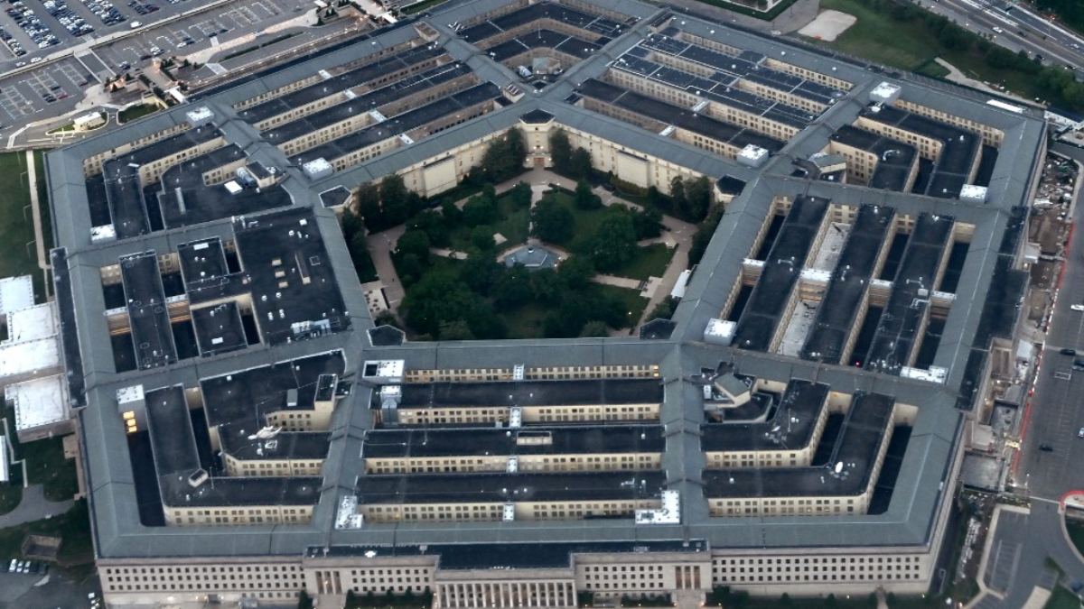 The New York Times presenta demanda contra el Pentágono, por nuevas políticas que limitan el acceso a la información