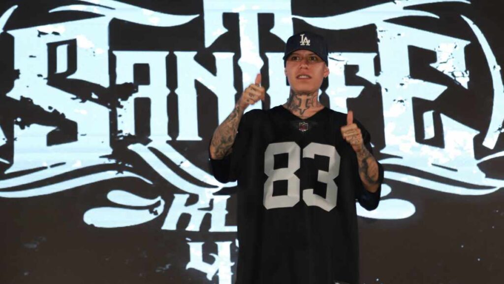 Karely Ruiz niega romance con Santa Fe Klan