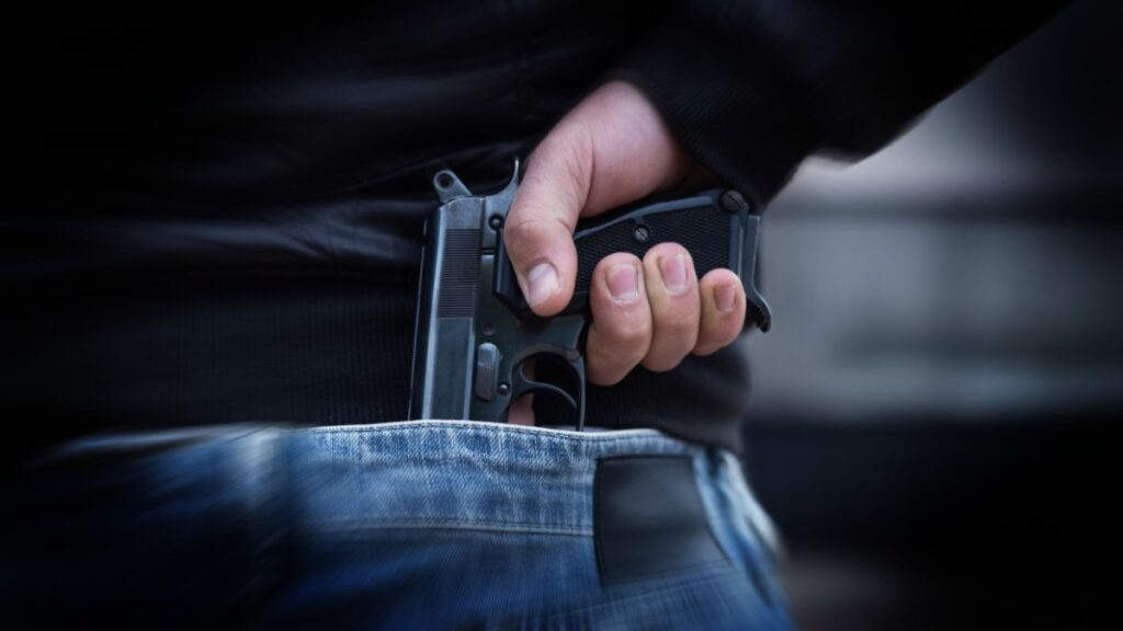 Policía dispara a menor en NY