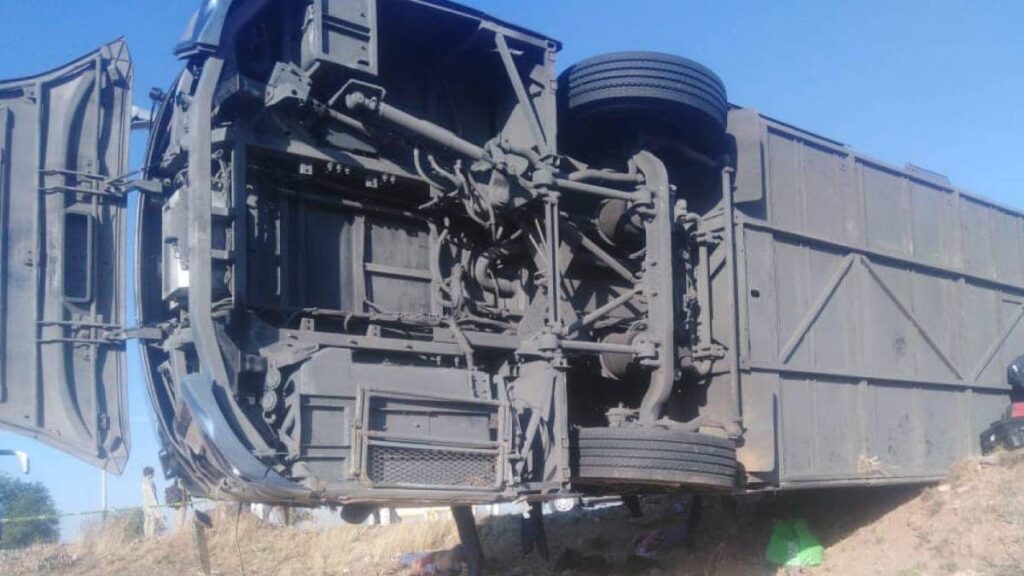 AUTOBUS PASAJEROS HUEJUTLA DE HIDALGO