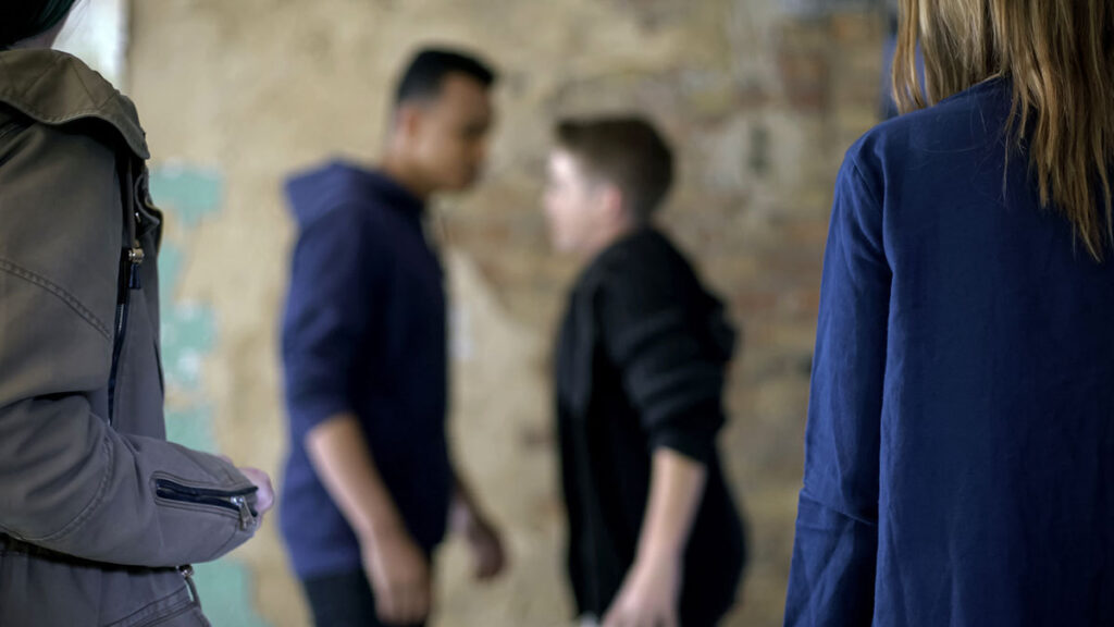 Video de pelea en escuela desata debate sobre el bullying