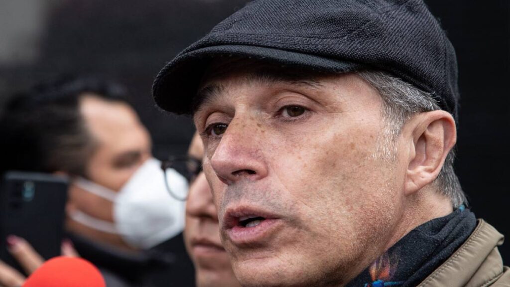 Sergio Mayer hace burla con audio de Luis Miguel