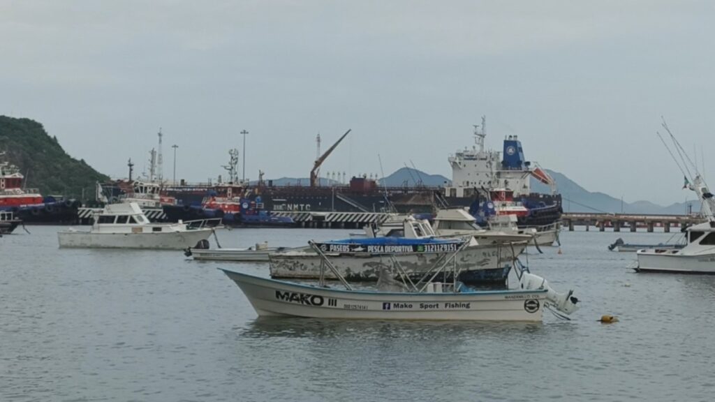 Cierra Puerto Por Norma