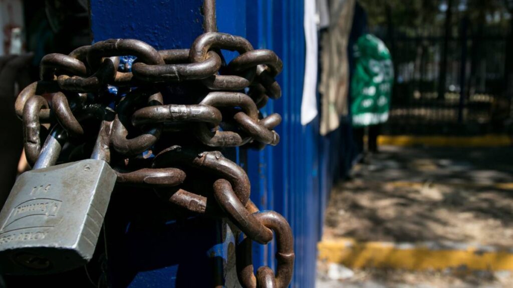 UNAM suma 7 escuelas en paro