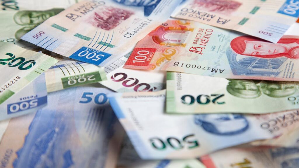 INE exonera a Morena por fajos de billetes. Shutterstock