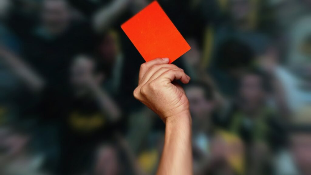 Pelea en gradas de estadio de futbol en Zapopan, Jalisco