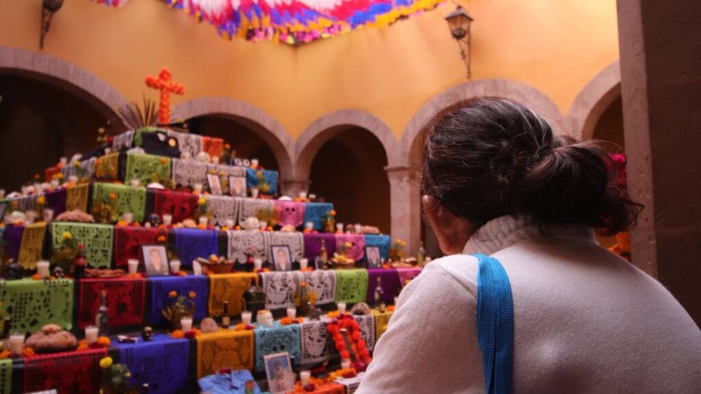 ALTAR QUERETARO DIA DE MUERTOS