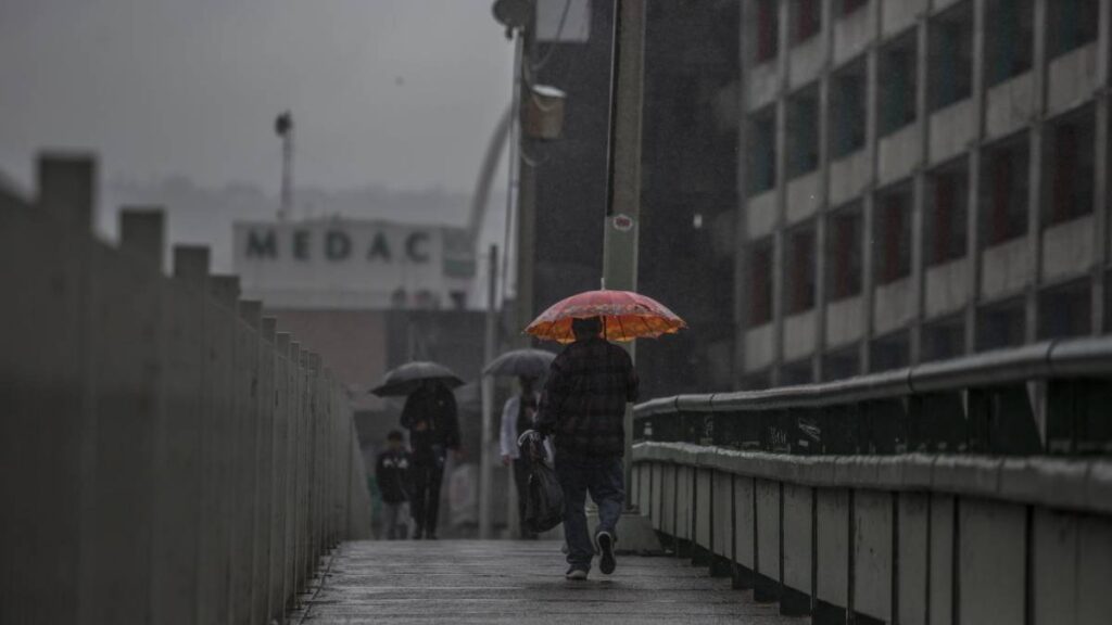 Lluvias en México por el frente frío 16