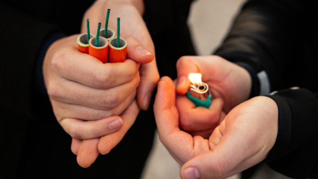 Fiestas navideñas en CDMX: disturbios y pirotecnia dominan reportes al C5