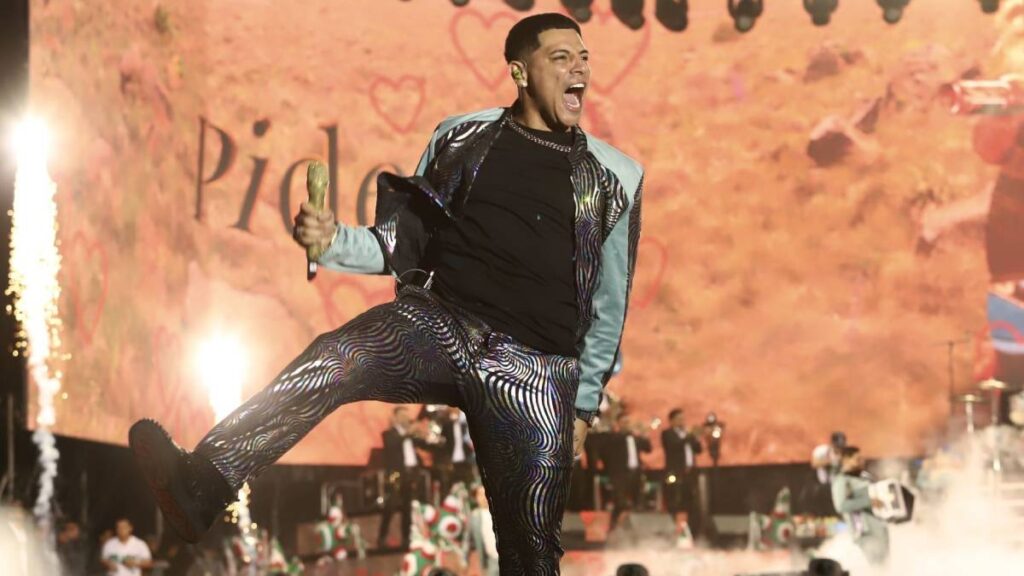 Eduin Caz se va de vacaciones con su ex y desata rumores de reconciliación