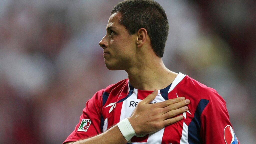 "Chicharito" Hernández invita a su presentación; boletos se agotan