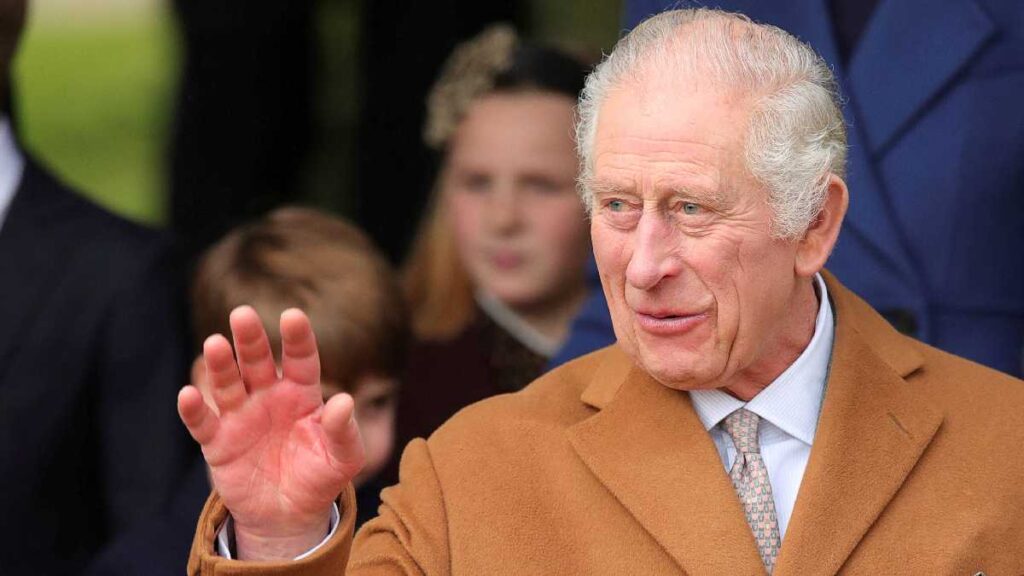 Rey Carlos Hospitalizado Prostata