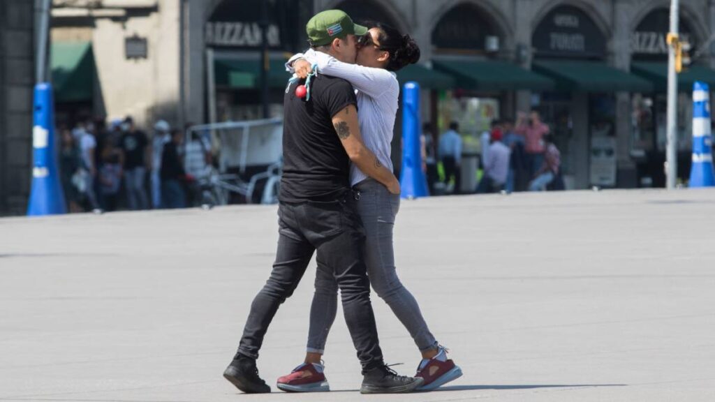 BESOTON 14 DE FEBRERO SAN VALENTIN