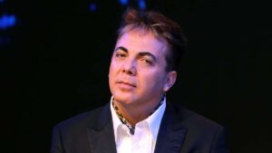 Cristian Castro terminará la preparatoria y quiere ir a la universidad, ¿qué carrera estudiará?