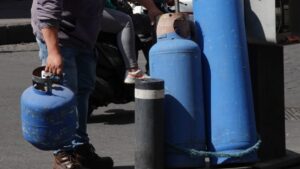 México depende del gas de Texas y la guerra en Medio Oriente podría subir precios hasta 25%