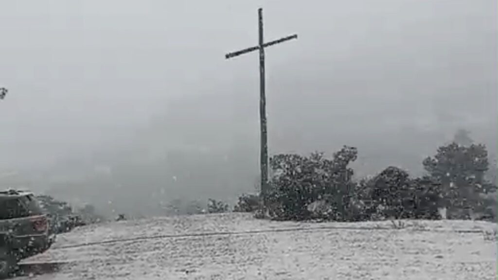 Nevada sorprende en Sierra de Durango a 11 días de la primavera