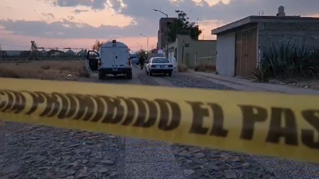 Celaya: asesinan a dos paramédicos e incendian ambulancias