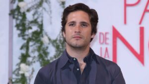 Diego Boneta envía mensaje a Luis Miguel tras enterarse de su hospitalización
