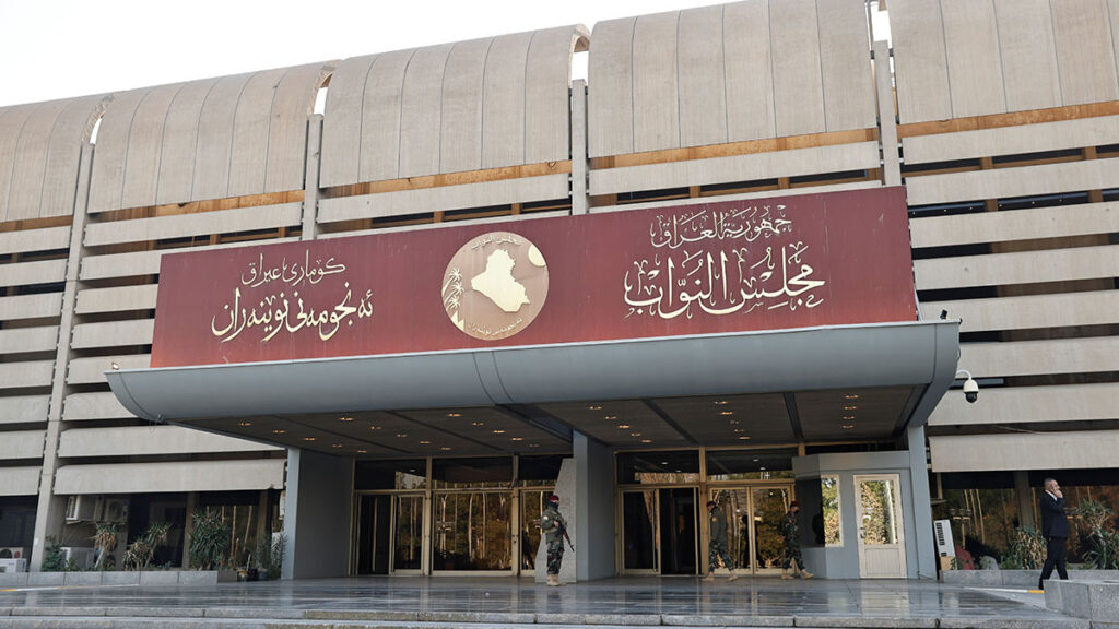 Irak aprueba una ley que pena con hasta 15 años de cárcel los actos homosexuales