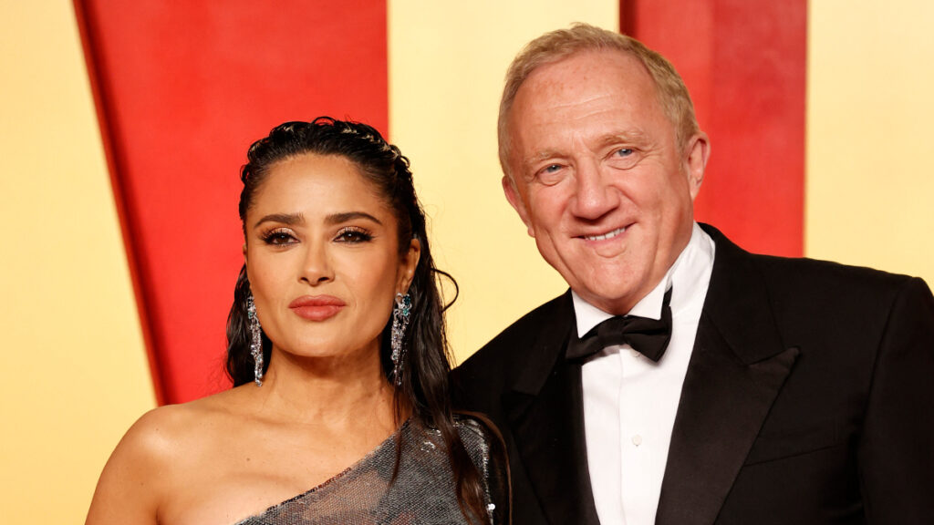 Salma Hayek comparte fotos inéditas de su boda