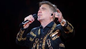 Alejandro Fernández se disculpa con seguidores de Hermosillo; cancela concierto por motivos de salud
