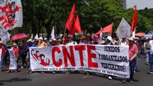 Gobierno y CNTE retomarán diálogo hoy; autoridades llaman a evitar confrontaciones