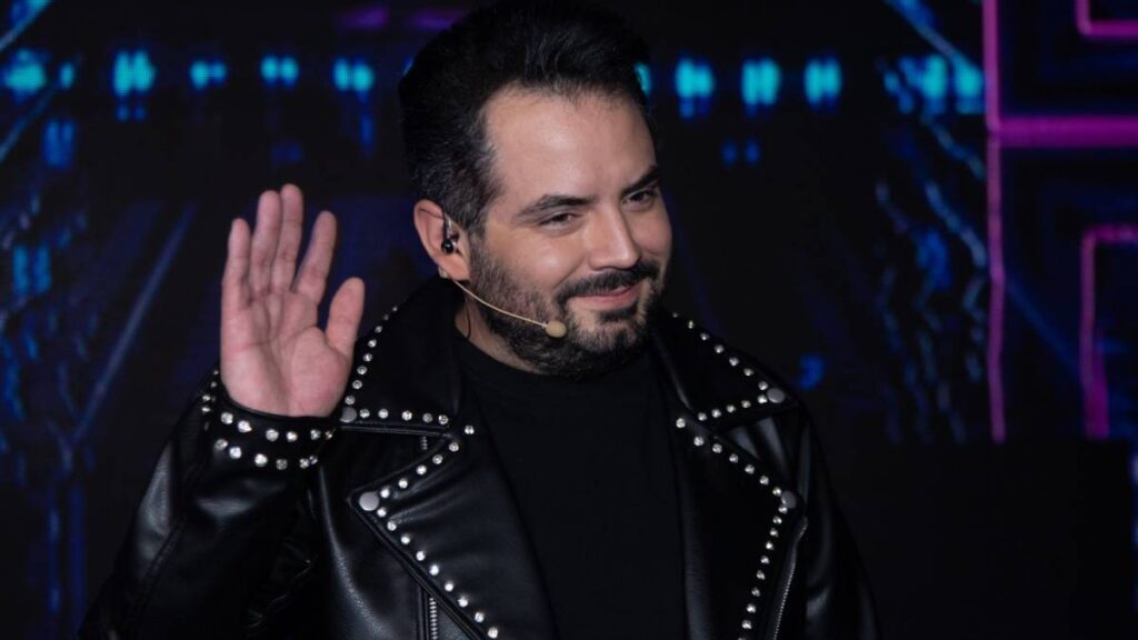 José Eduardo Derbez, actor mexicano, hijo de Victoría Ruffo y Eugenio Derbez