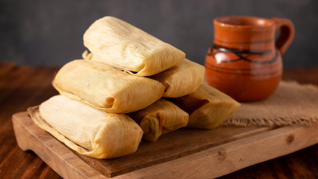 Qué son los tamales de cabecita de perro y cómo se preparan