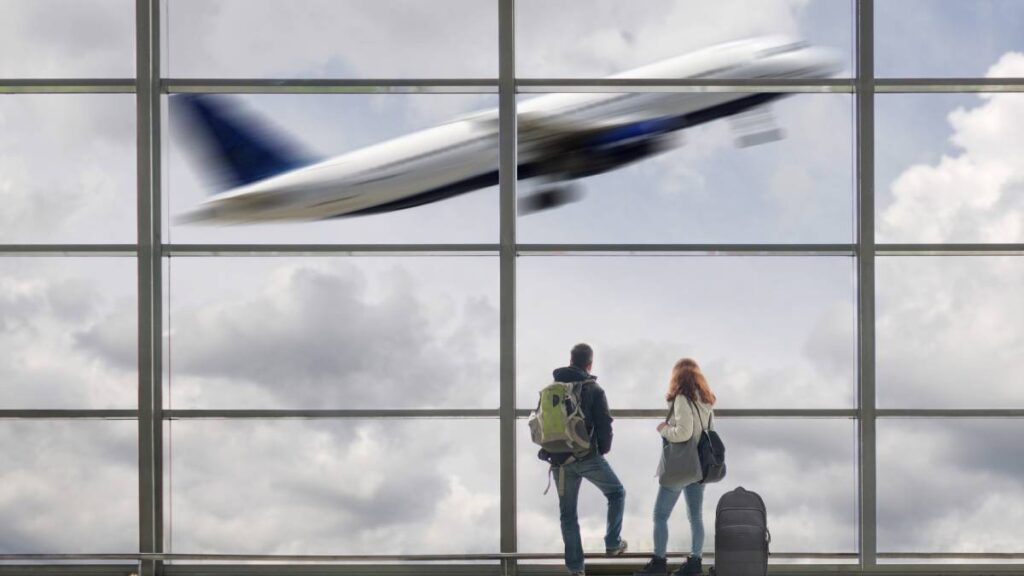 ¿Vuelo cancelado? Estas compensaciones contempla Profeco. Foto: Getty