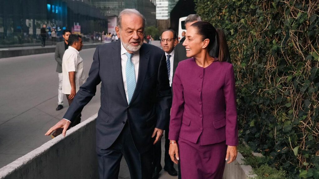 Plática informal de Carlos Slim y Claudia Sheinbaum en el Museo Soumaya