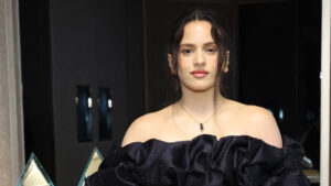 Rosalía alcanza los mil millones de reproducciones en Spotify con “Despechá” 