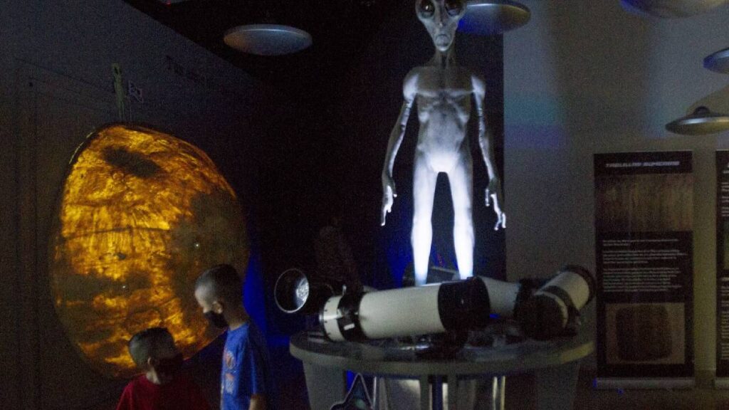 turismo ufologico ovnis mundo