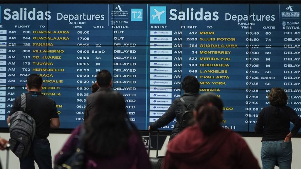 ¿Qué hacer en caso de que se cancelen tu vuelo? Cuartoscuro