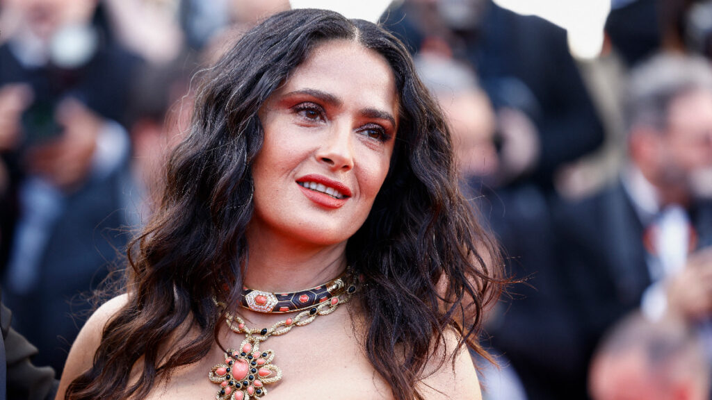 Salma Hayek muestra su apoyo a Inglaterra en la Eurocopa 2024